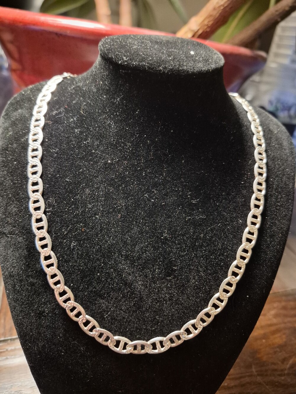 925 Made In Italy 22 Inch Mariner Chain Diamond Cut On One Side 6.5mm 23.21Grams